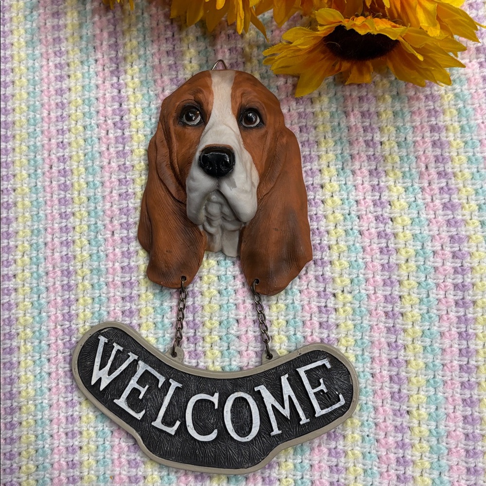 Vintage A Basset Hound Brown White Decorative Welcome Sign Door Home Decor !